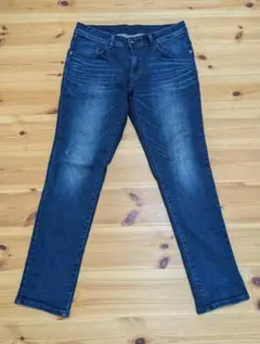 C17 ダークブルースリムフィットデニムパンツ