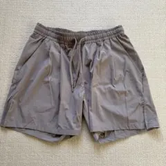 グレーショートパンツ ウエストゴム付き