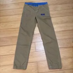 Item thumbnail for item 1dbdf8a0-d1d7-4904-900e-2e705e634d1f