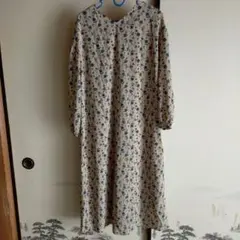 柄ワンピース 長袖