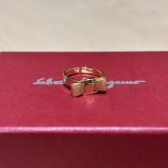 Salvatore Ferragamo リボンリング 箱付きのサムネイル