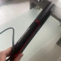 ブラック/レッド ストレートヘアアイロン