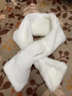 マフラー　ホワイト　ファー　薄手