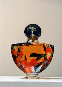 ☆希少・ほぼ未使用 廃盤香水 ローラアシュレイNo1 EDP 60ml☆ - メルカリ
