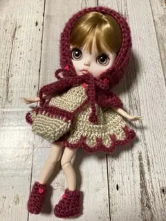 創作ドール　可動ボディ　赤ずきんアヒルちゃん　編みぐるみ　人形　ブライス　友達 創作ドール 可動ボディ 赤ずきんアヒルちゃん 編みぐるみ 人形