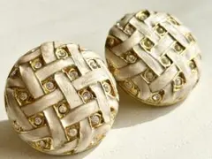 年代物 大ぶり 丸 アイボリークリーム ラインストーン vintageイヤリング