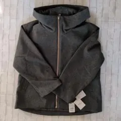 新品 MEDOC フード ジップアップハーフコート 　ヤマダヤ　グレー