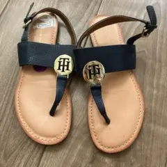 TOMMY HILFIGER トングサンダル ネイビー ゴールドのサムネイル