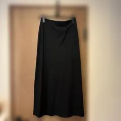 TIARA ロングタイトスカート ブラックのサムネイル