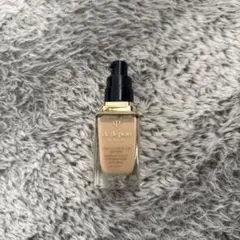 クレ・ド・ポー ボーテ タンフリュイドエクラ　ナチュレル　オークル20