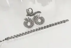 Item thumbnail for item f860270f-20ab-4d53-94ff-1eaf621e54b1