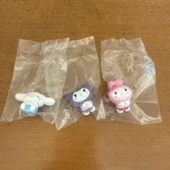 サンリオ　クロミ　シナモンロール　マイメロ　ガチャガチャ
