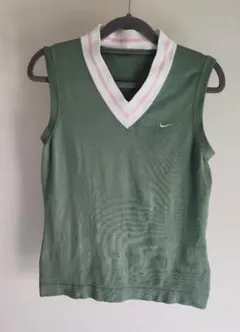 NIKE Vネック ニット タンクトップ グリーンのサムネイル