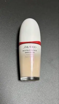 shiseido エッセンス　スキングロウ　ファンデーション