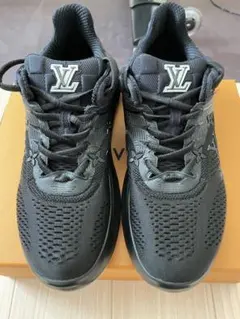 Louis Vuitton ブラック スニーカー