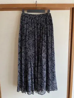 【UNIQLO C】　完売品！フラワープリント フレアスカート