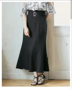 ブラックフレアスカート 共ベルト付マーメイド／スカート　マーメイドスカート