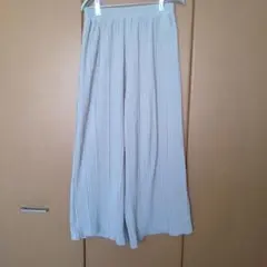 プリーツパンツ　アイボリー　Мサイズ　レディース