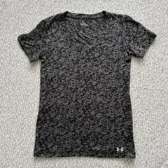 Under Armour VネックTシャツ Sサイズ ブラック/グレー