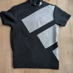 【大人気!!】☆adidas ジオメトリックハイネックシャツ☆