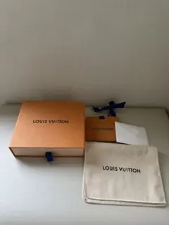 LOUIS VUITTON ギフトボックス 21×13.7×4.2 - メルカリ