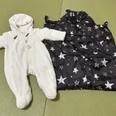 ベビー用ホワイトジャンプスーツと星柄アウター