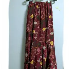 アキ様専用新品セシルマクビーCECIEL 花柄フレアスカート ワインレッド