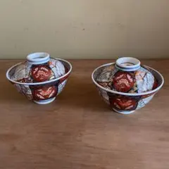 古伊万里　蓋付きお茶碗 2客セット 錦手 花鳥・御所車文様 金彩有田焼 古伊万里 蓋付きお茶碗 2客セット 錦手 花鳥・御所車文様 金彩有田焼