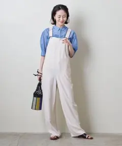 サロペットのサムネイル