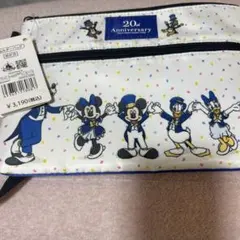 ディズニーストア 20周年 サコッシュ ショルダーバッグ　ディズニー