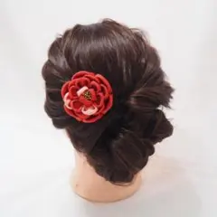つまみ細工☆赤丹大椿／髪飾り・コサージュ 着物 卒業式 お出掛け