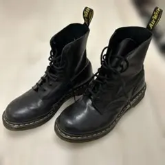 美品ドクターマーチン ブラックレザー８ホールブーツ6UK 24.5cm〜25cm