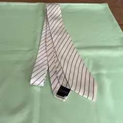 バーバリーブラックレーベルレギュラーネクタイレジメンタルストライプ色クリーム