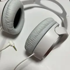 っ*ち様 SONY ヘッドホン　有線　ホワイト