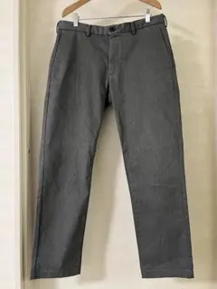 【W88】ユニクロ　スリムフィットノータックチノ　グレー　スラックス