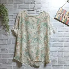 セポ ブラウス 美品 花柄 切り替え 大人可愛い 上品 レーヨン ゆったり Mのサムネイル