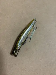 메가베이스 매글로우 100f 시바스 루어 섀로우 러너