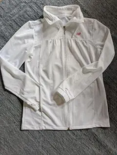 未使用☆ニューバランス パーカー