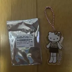 ハローキティ アクリルキーホルダー　足長キティ