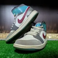 【超美品】★NIKE AIRJORDAN1 MID 