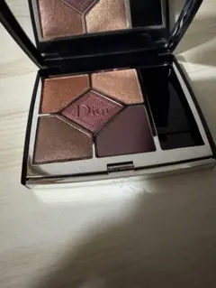 Dior 689（最終特価）アイシャドウ旧サンククルール