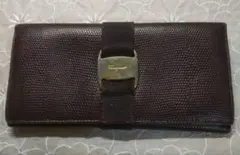 Ferragamo ダークブラウン 長財布のサムネイル