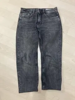 ZARA ブラック　テーパードデニム