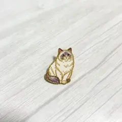 猫　ピンバッジ　ピンバッチ　ラグドール