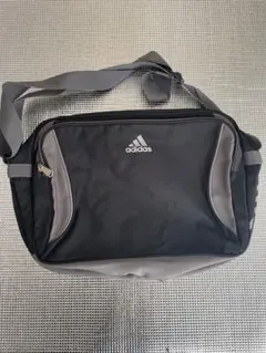 adidas ショルダーバッグ 黒/グレー