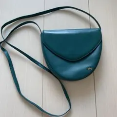 Item thumbnail for item 425237cc-2f4a-470b-a63a-5a9068c0bcf7