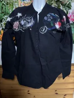Desigual刺繍入りシャツ