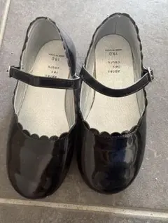 黒 ストラップ付き フォーマルシューズ