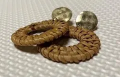 Item thumbnail for item 0ac282e9-97d9-45db-83e8-0962af74e78e