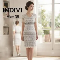 INDIVI インディヴィ レースワンピース ビジュー付 ホワイト系 サイズ38のサムネイル